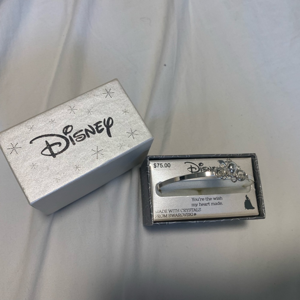 Disney’s Cinderella Carriage Bangle Bracelet with Swarovski Crystal